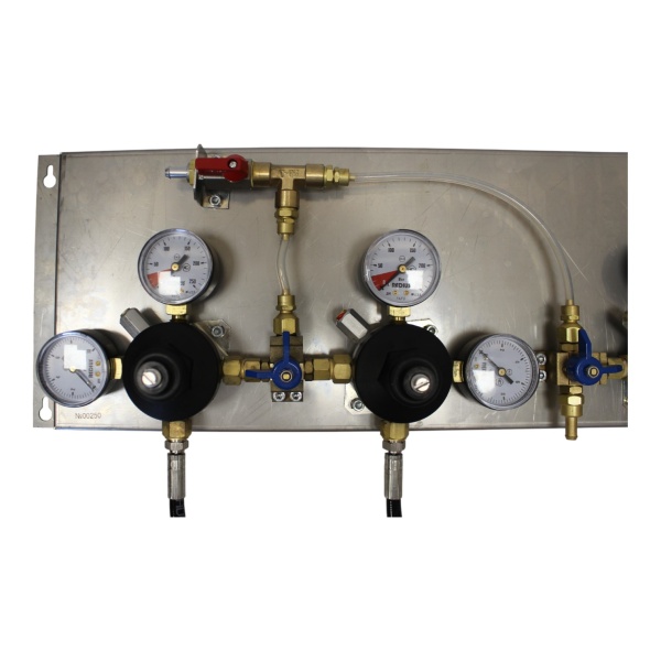 Панель редукторов СО2 ППК3-000-00 (нерж.корпус) (РЕДИУС) Панель редукторов СО2 ППК3-000-00 (нерж.корпус) (РЕДИУС)